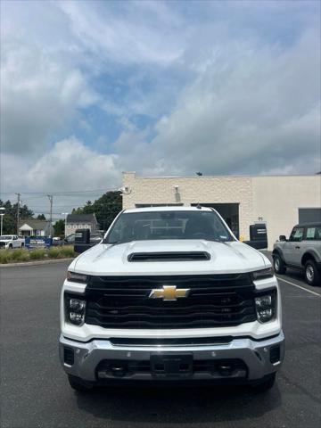 2025 Chevrolet Silverado 3500HD 4WD Crew Cab Long Bed Work Truck
