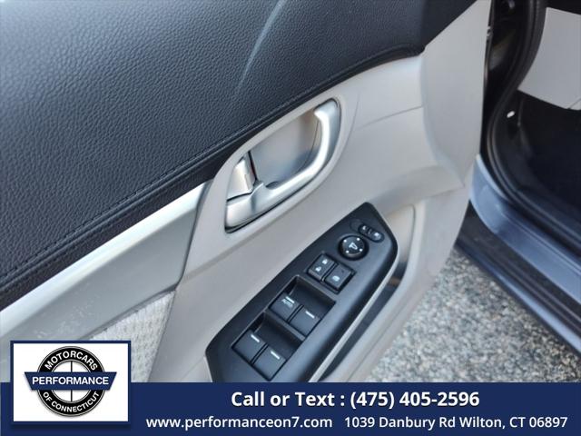 2015 Honda Civic Base w/Navi CVT