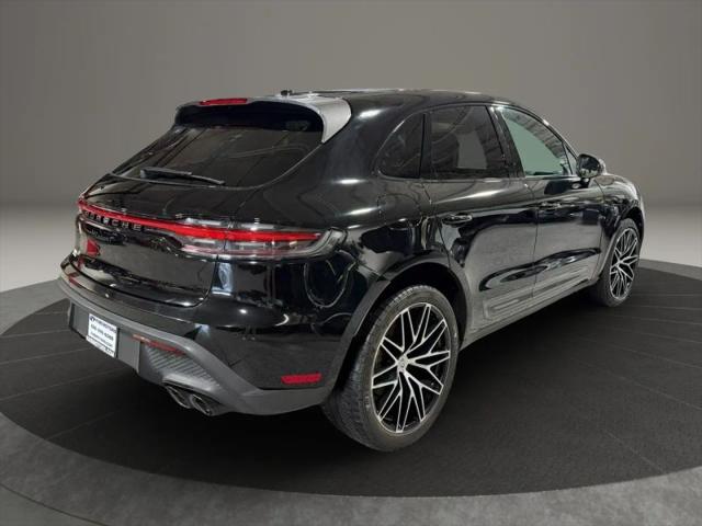 2023 Porsche Macan T