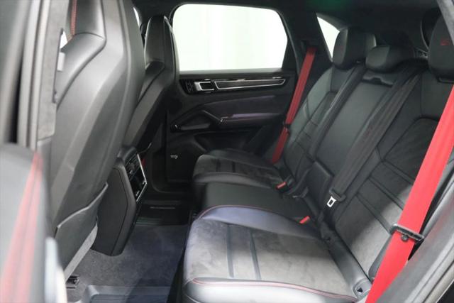 2021 Porsche Cayenne GTS