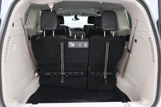 2020 Chrysler Pacifica Touring L