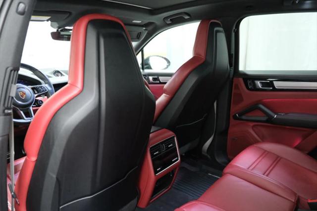 2023 Porsche Cayenne S Platinum Edition