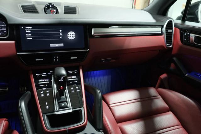 2023 Porsche Cayenne S Platinum Edition