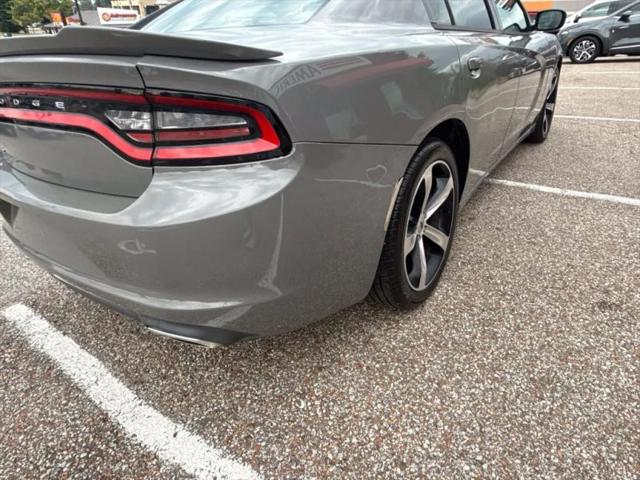 2017 Dodge Charger SE RWD