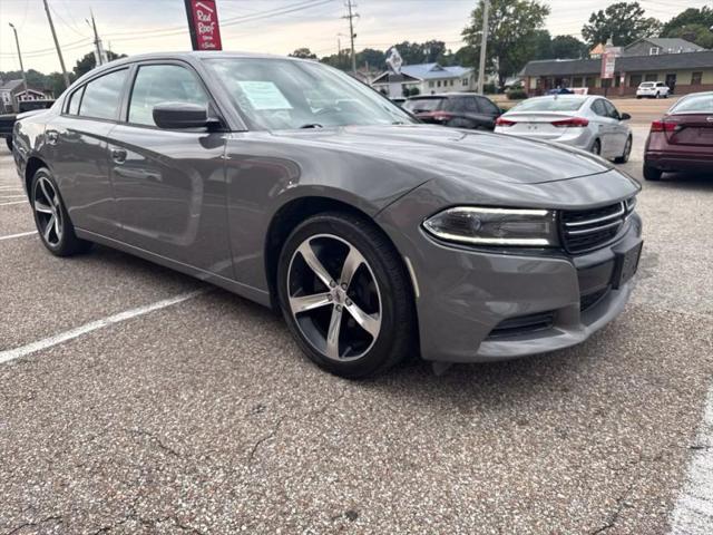 2017 Dodge Charger SE RWD