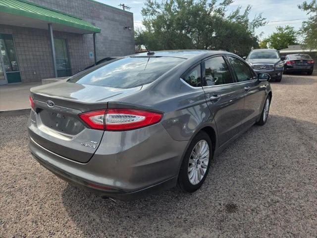 2013 Ford Fusion Hybrid SE