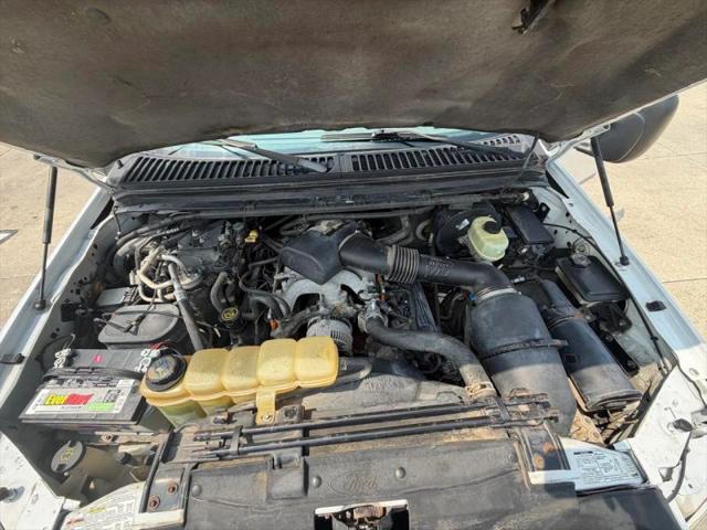 2000 Ford Excursion XLT