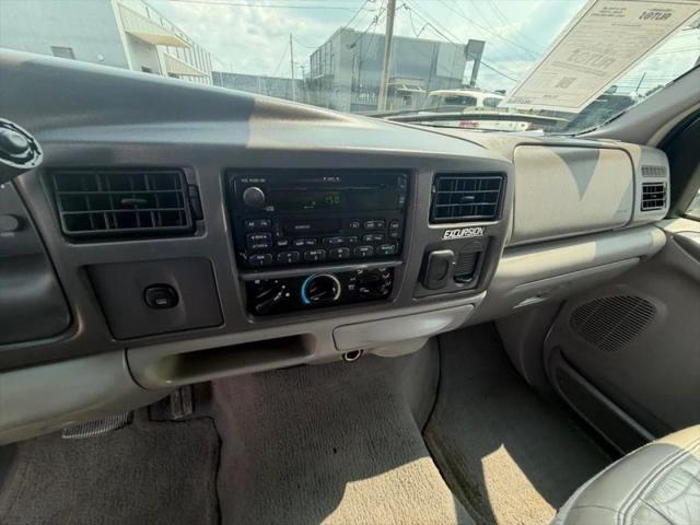 2000 Ford Excursion XLT
