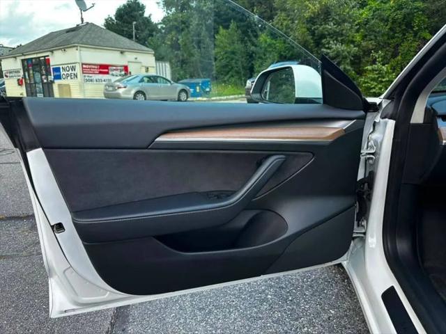 2021 Tesla Model 3 Standard Range Plus Rear-Wheel Drive