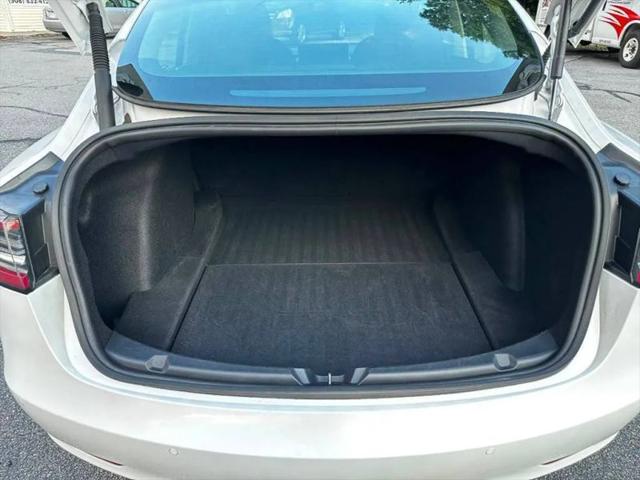 2021 Tesla Model 3 Standard Range Plus Rear-Wheel Drive