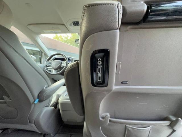 2017 Chrysler Pacifica Touring-L Plus