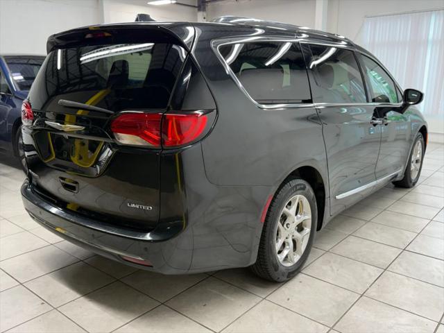 2017 Chrysler Pacifica Limited