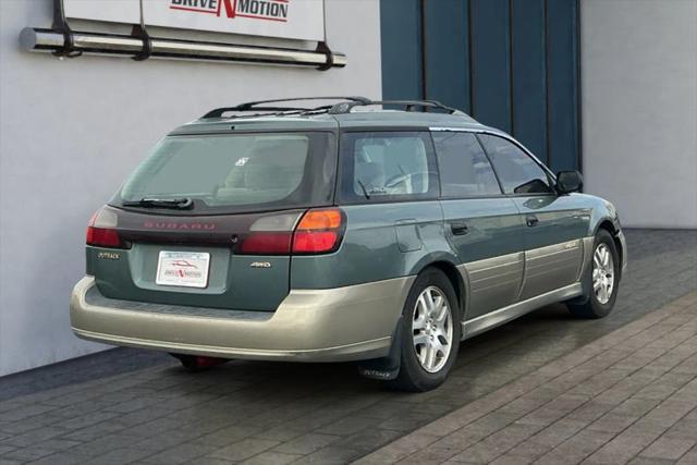 2000 Subaru Outback Base