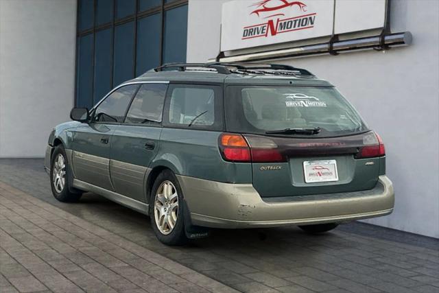 2000 Subaru Outback Base