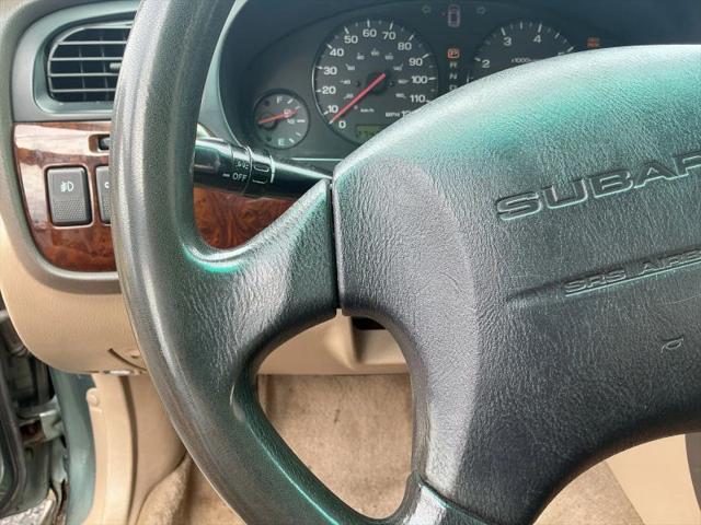 2000 Subaru Outback Base