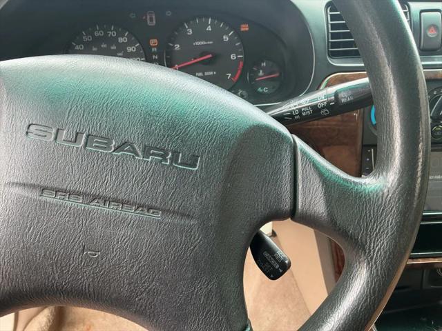 2000 Subaru Outback Base