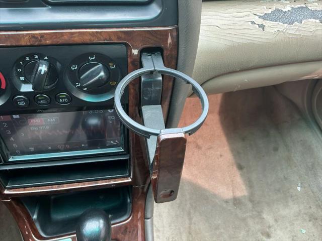 2000 Subaru Outback Base