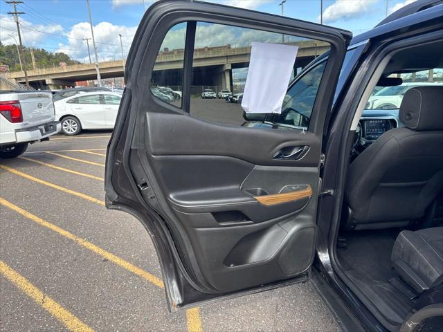 2019 GMC Acadia SLE-2