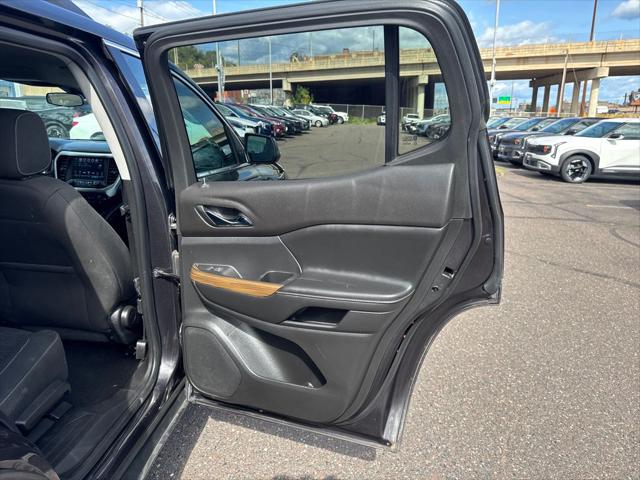 2019 GMC Acadia SLE-2