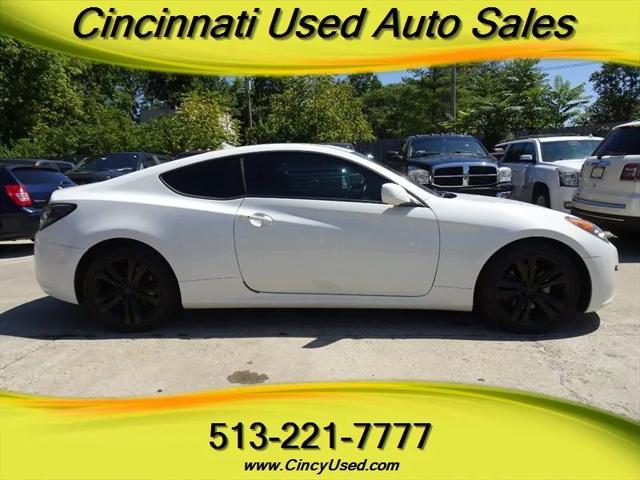 2011 Hyundai Genesis Coupe 2.0T Premium