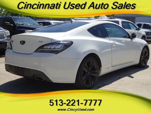2011 Hyundai Genesis Coupe 2.0T Premium