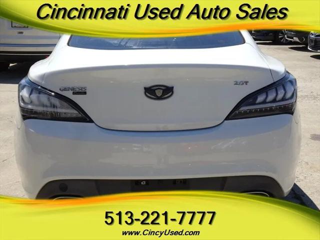 2011 Hyundai Genesis Coupe 2.0T Premium