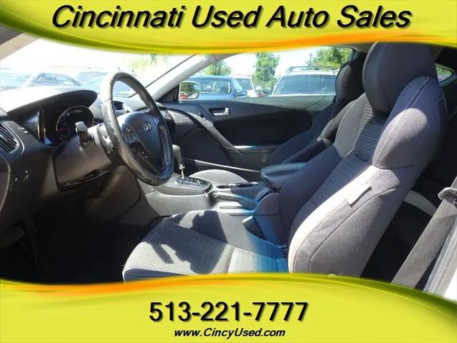 2011 Hyundai Genesis Coupe 2.0T Premium