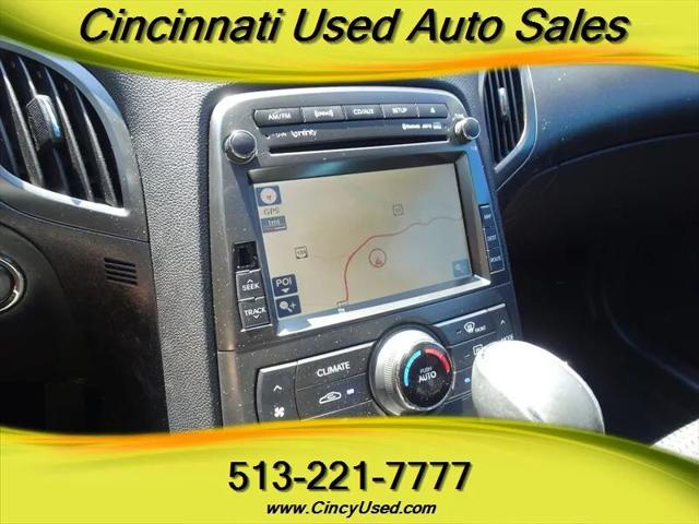 2011 Hyundai Genesis Coupe 2.0T Premium