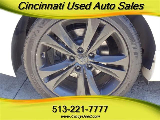 2011 Hyundai Genesis Coupe 2.0T Premium