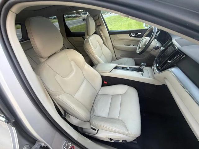 2018 Volvo XC60 T5 Momentum