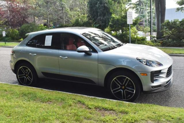 2020 Porsche Macan Base