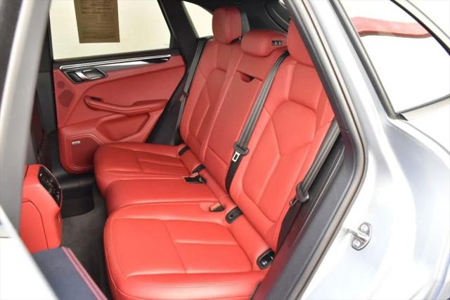 2020 Porsche Macan Base