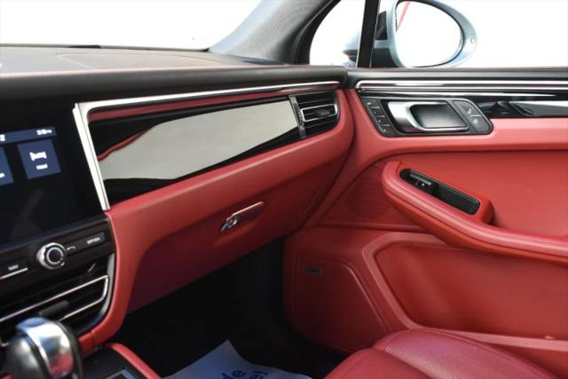 2020 Porsche Macan Base