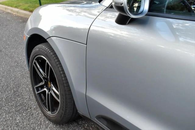2020 Porsche Macan Base