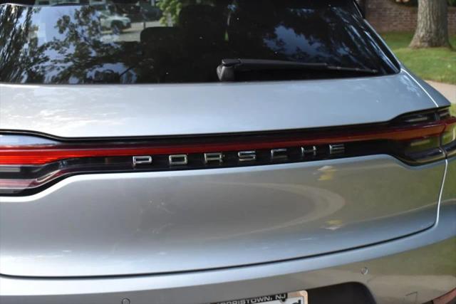 2020 Porsche Macan Base