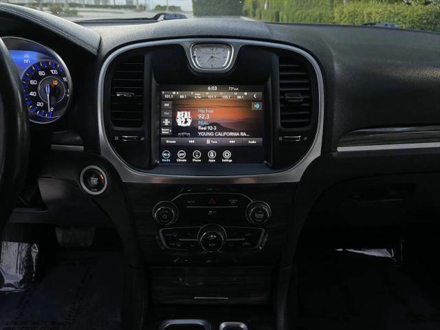 2021 Chrysler 300 Touring