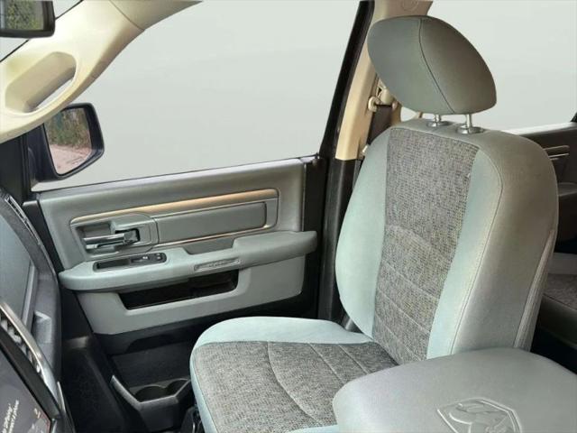 2018 Ram 1500 Big Horn Crew Cab 4x4 57 Box