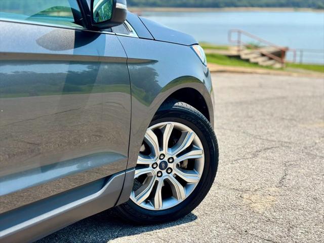 2019 Ford Edge Titanium