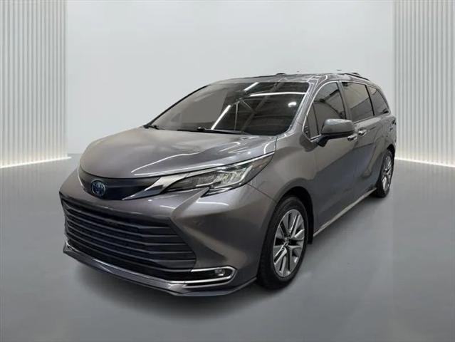 2022 Toyota Sienna XLE for sale in East Windsor, NJ