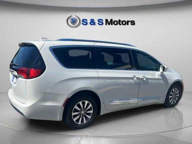 2020 Chrysler Pacifica 35th Anniversary Touring L Plus