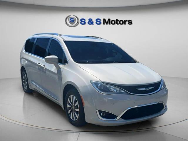 2020 Chrysler Pacifica 35th Anniversary Touring L Plus