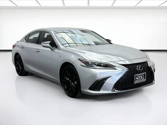2024 Lexus ES 300h F SPORT Handling