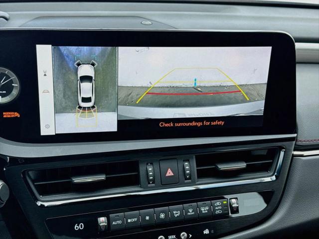 2024 Lexus ES 300h F SPORT Handling