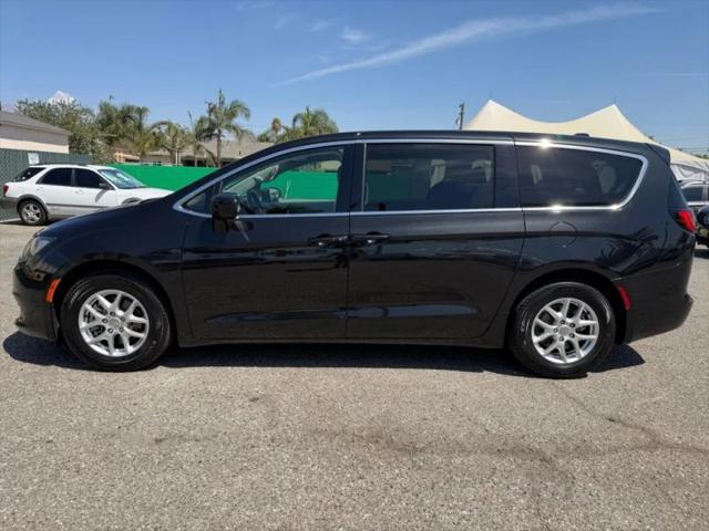 2020 Chrysler Voyager LX