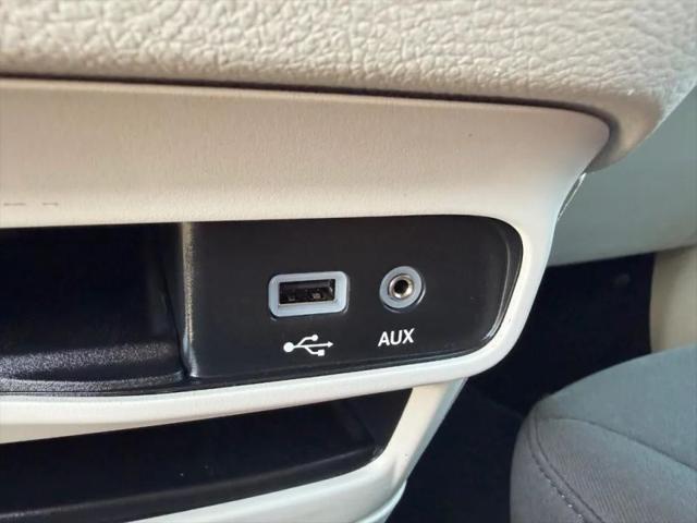 2020 Chrysler Voyager LX