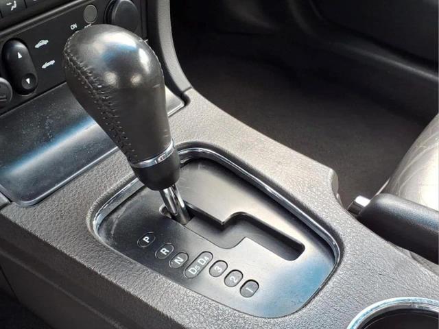 2002 Ford Thunderbird Base