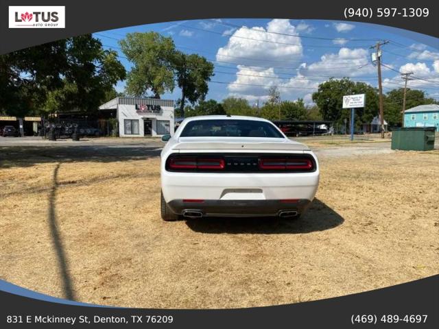 2021 Dodge Challenger SXT