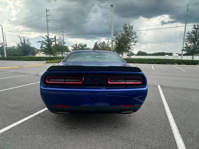 2022 Dodge Challenger SXT