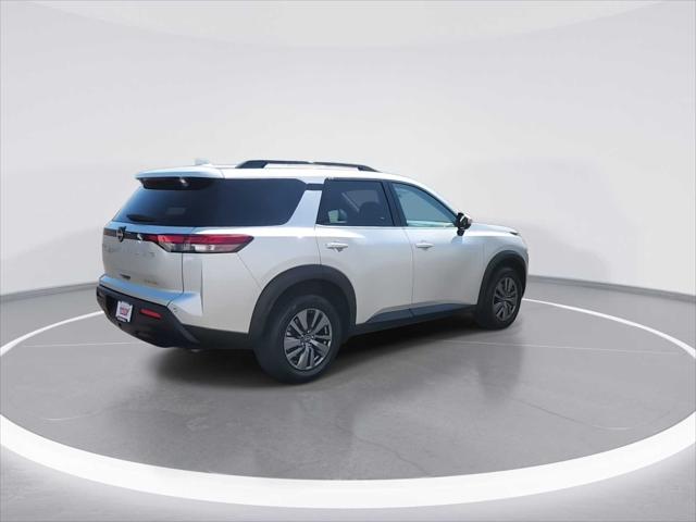 2024 Nissan Pathfinder SV 4WD