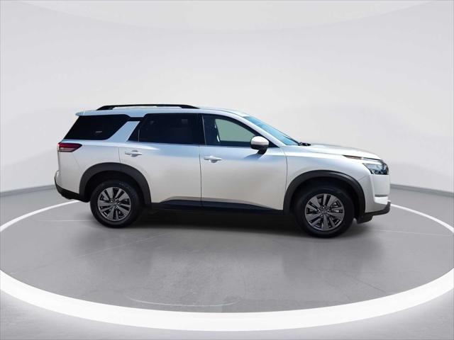 2024 Nissan Pathfinder SV 4WD